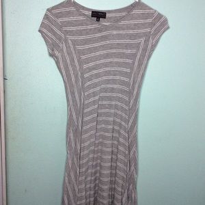 Tight fitted cute stripes dress!!